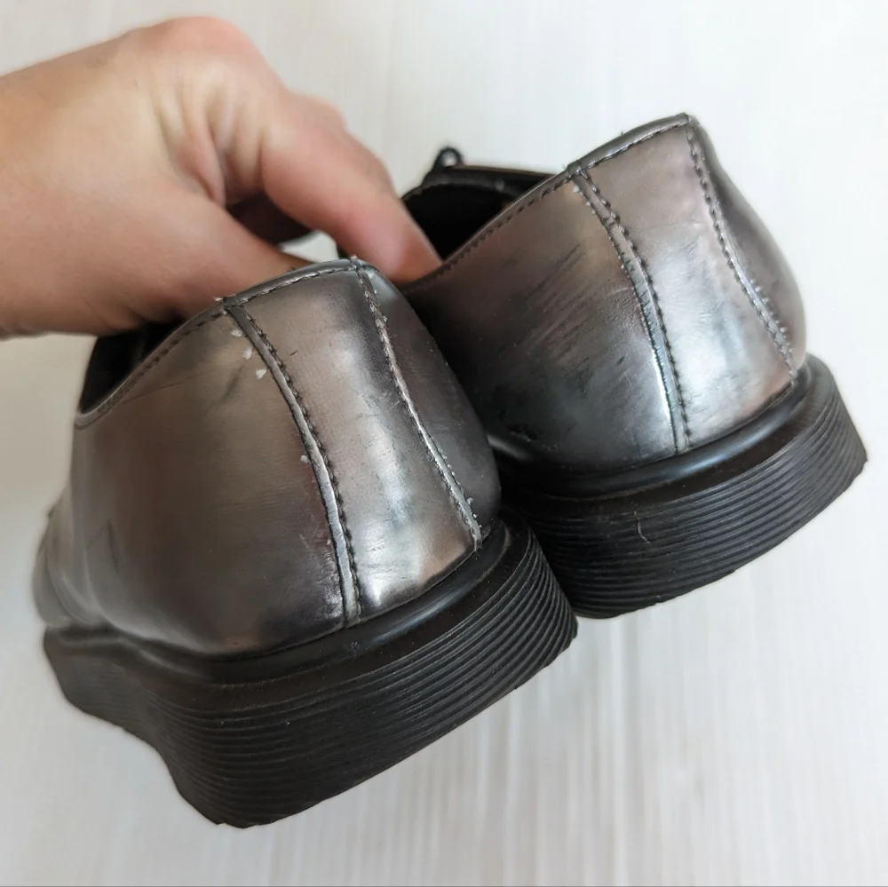 DOC MARTENS 14576 silver metallic oxford loafers Creepers size 7